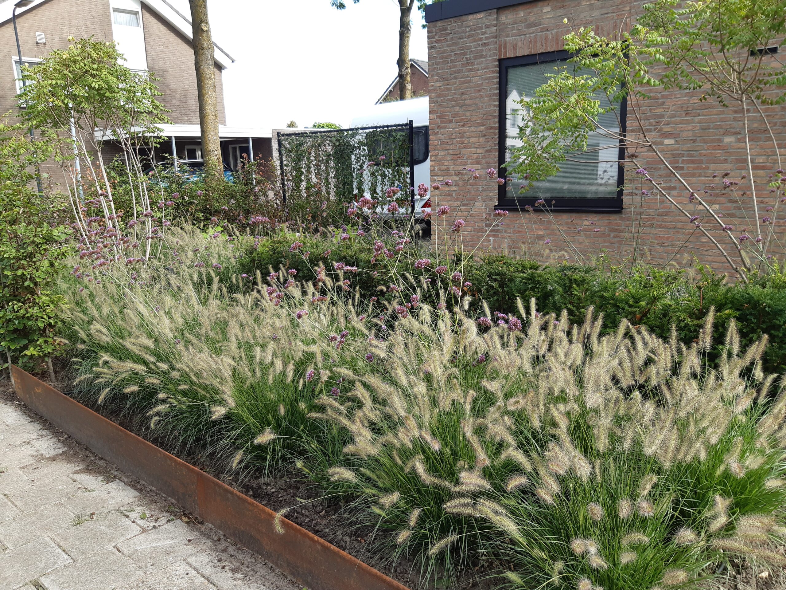 Cortenstaal plantenborder